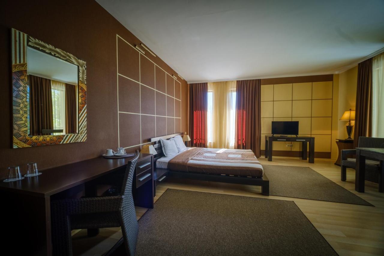 Family Hotel Classic Varna Exterior foto