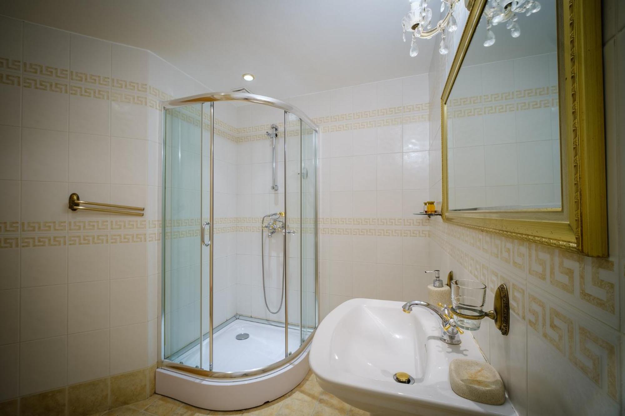 Family Hotel Classic Varna Quarto foto